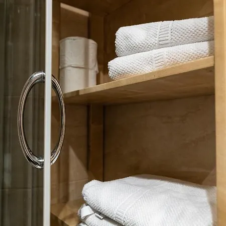 Convenient In Kazimierz Apartment *